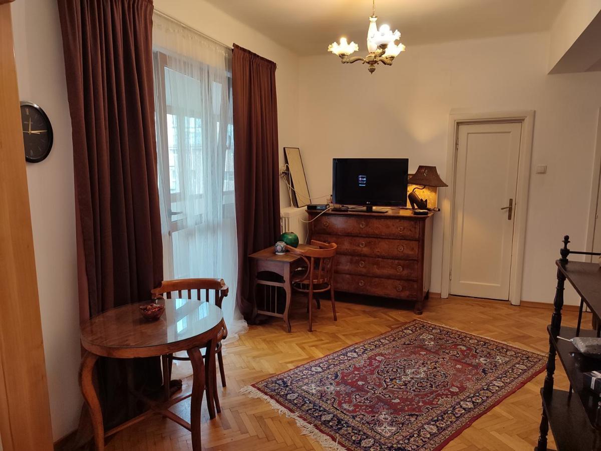 Accommodation Ateneu Palace Bukarest Eksteriør billede