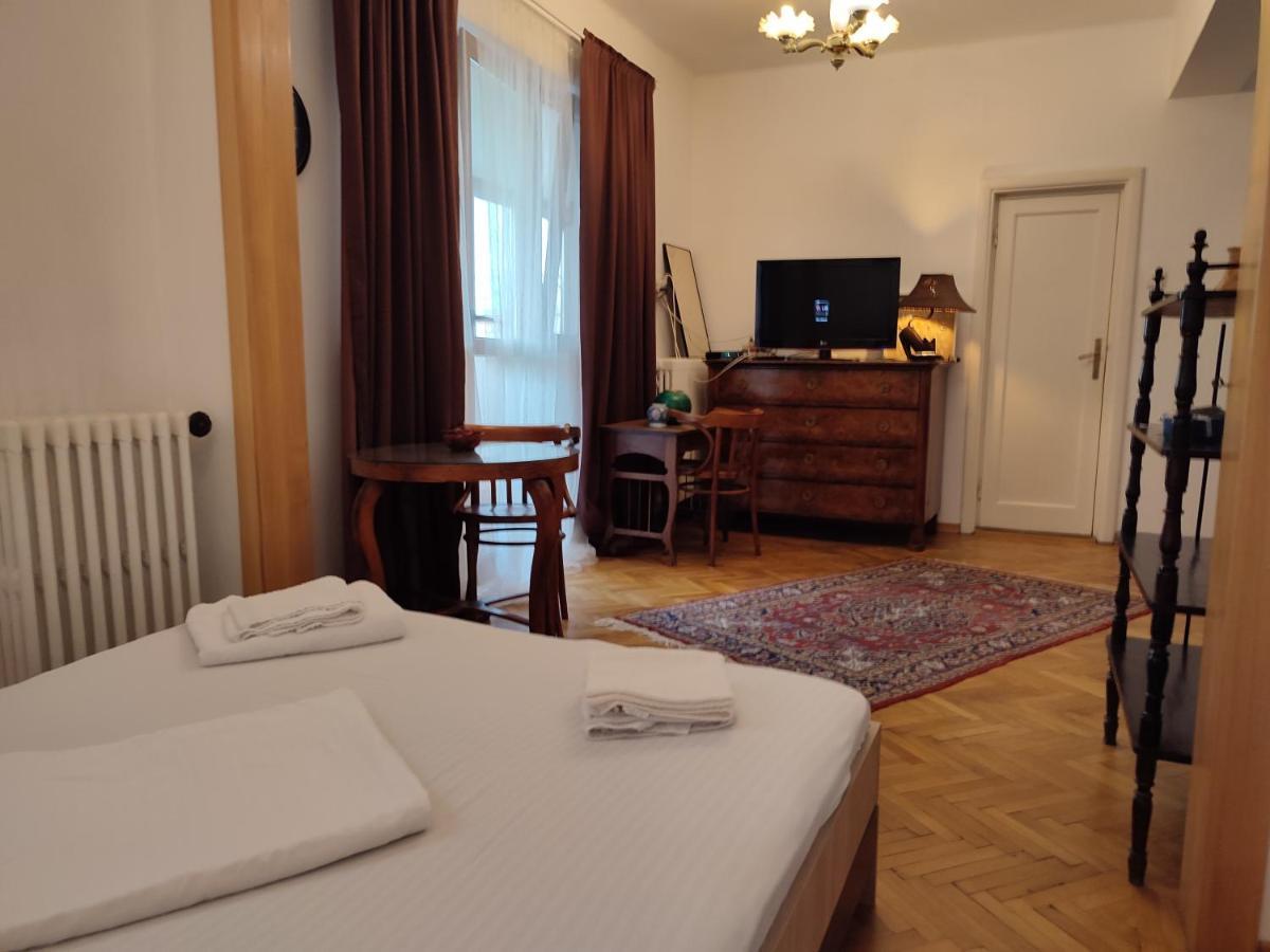 Accommodation Ateneu Palace Bukarest Eksteriør billede