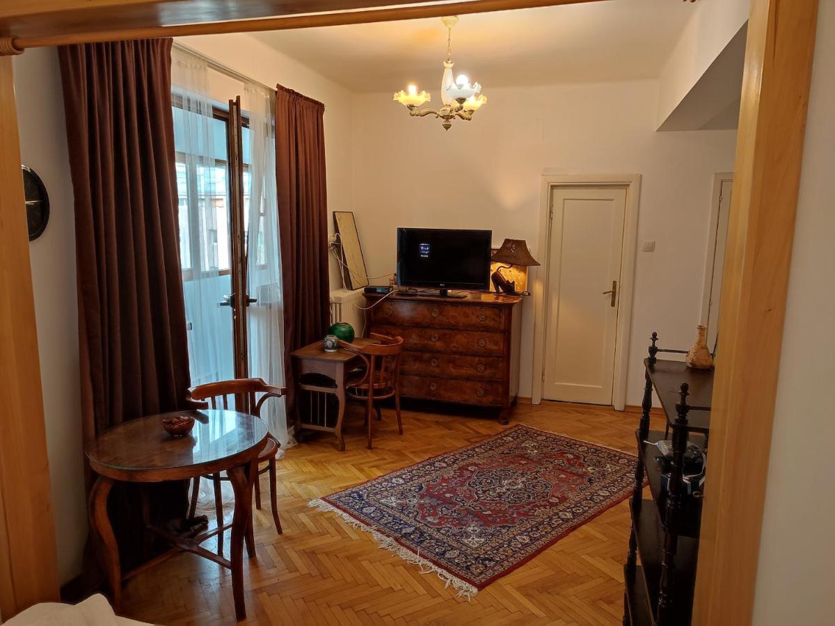 Accommodation Ateneu Palace Bukarest Eksteriør billede